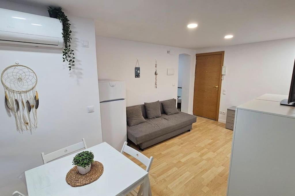 Estudio Centrico A 2 Minutos De La Playa Salou Esterno foto