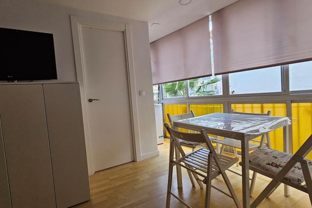 Estudio Centrico A 2 Minutos De La Playa Salou Esterno foto